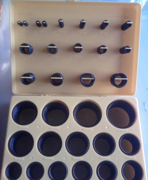 明磊橡膠直銷(xiāo)盒裝丁腈橡膠圈 耐腐蝕耐高溫氟膠o型圈