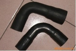 出口汽車水管、支架及防塵套 河北永康過濾器科技的專業橡膠解決方案